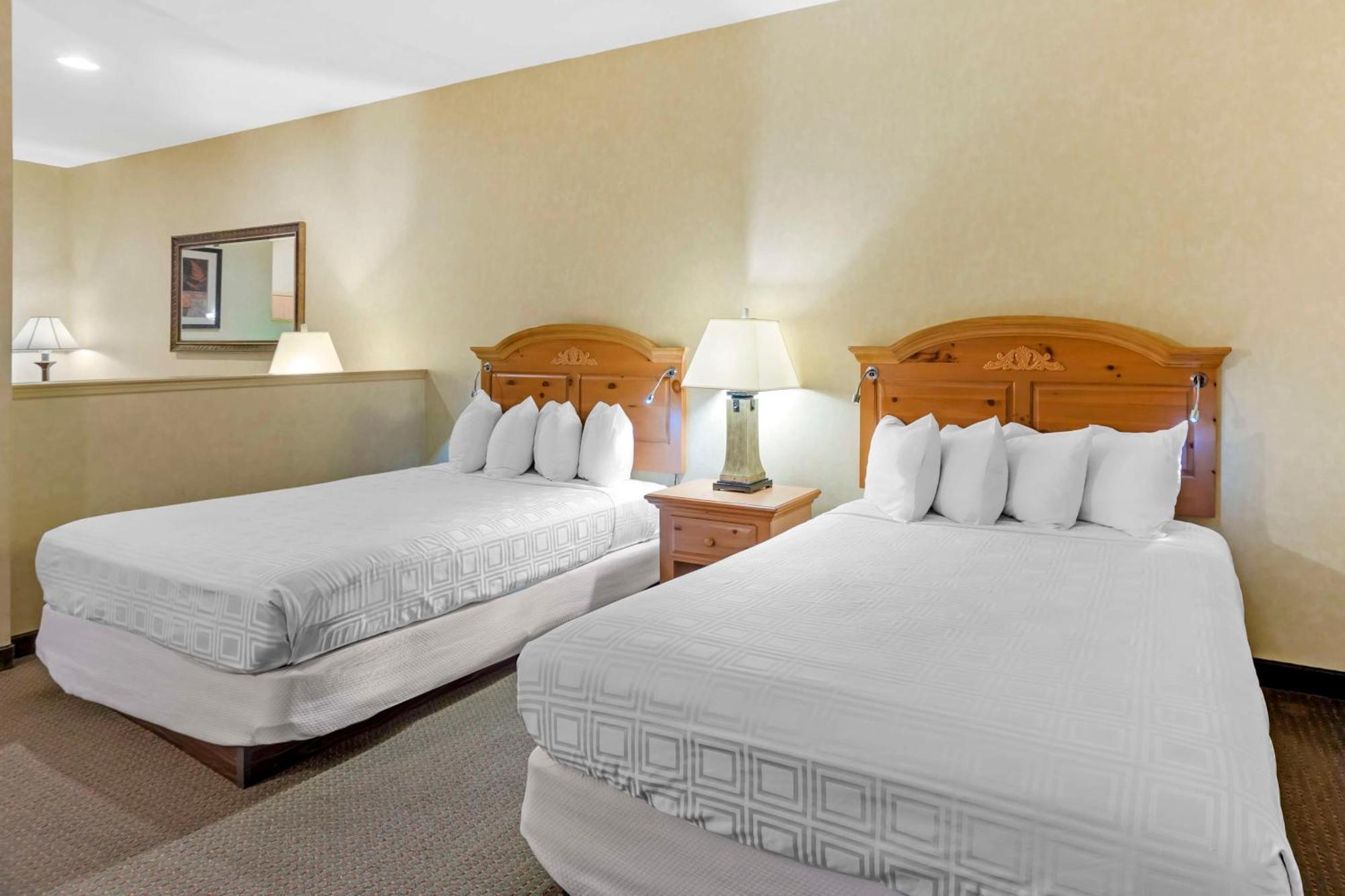 Hotel Western Revere &