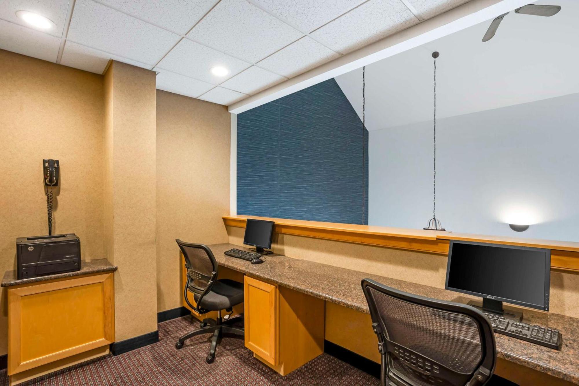 Best Western Plus Revere Inn&suites Paradise